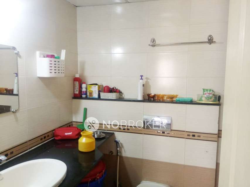 2 BHK Flat In Magarpatta Jasminium For Sale  In Hadapsar