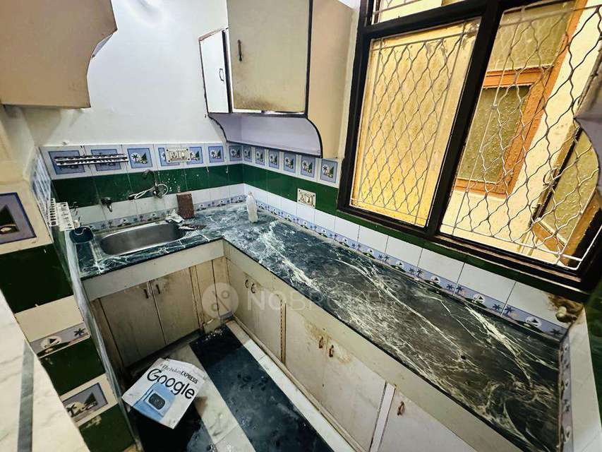 2 BHK Flat In Surya Apartment For Sale  In Ghaziabad