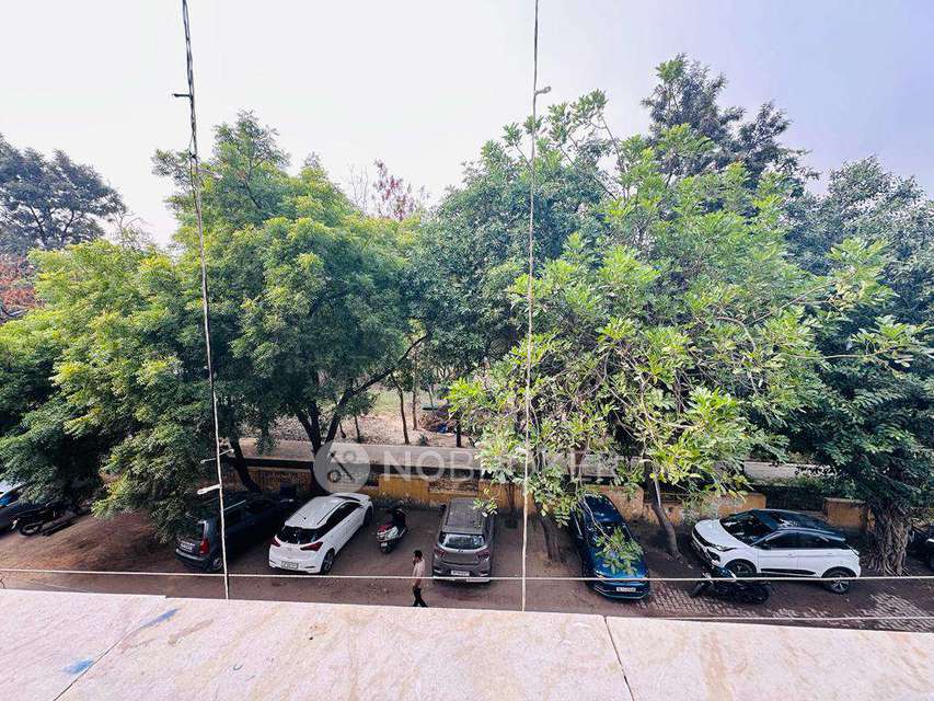 2 BHK Flat In Surya Apartment For Sale  In Ghaziabad