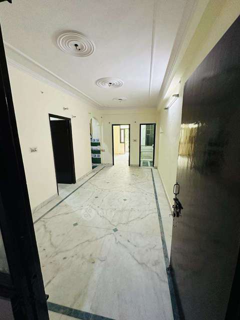 2 BHK Flat In Surya Apartment For Sale  In Ghaziabad