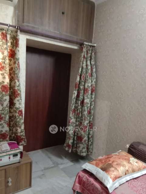 1 BHK Flat for Rent  In New Ashok Nagar