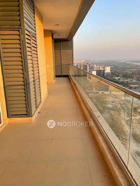 3 BHK Flat In Supertech Supernova For Sale  In Sector-94