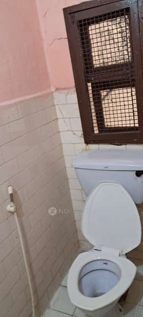 3 BHK Flat In Tnhb Hig  For Sale  In Thiruvanmiyur,  