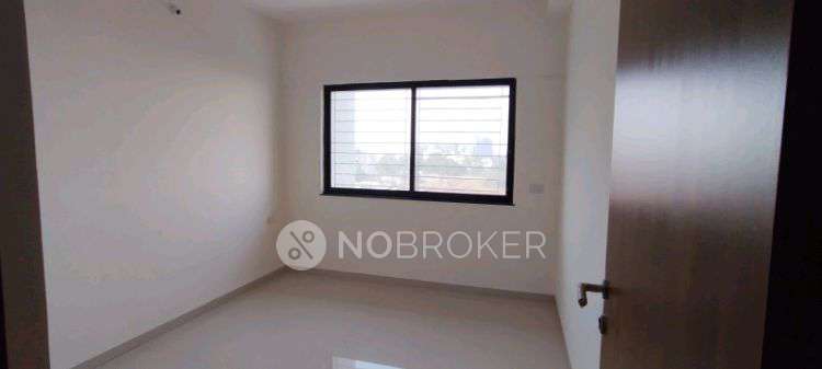 2 BHK Flat In Kalpataru Serenity for Rent  In Manjri Bk