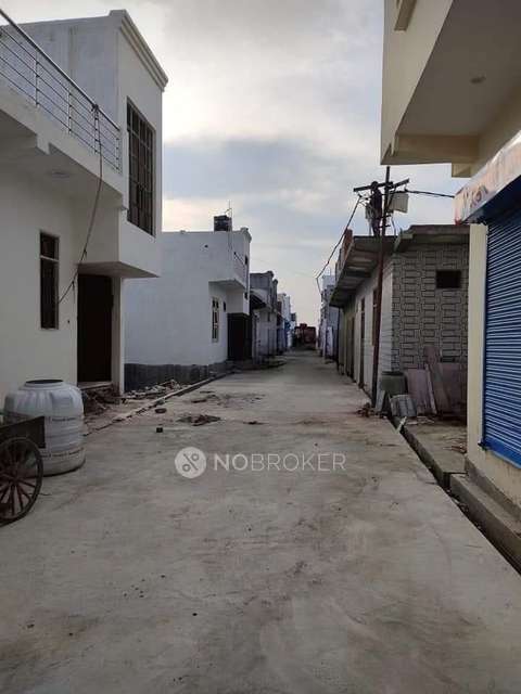 3 BHK House for Rent  In Teh Dadri