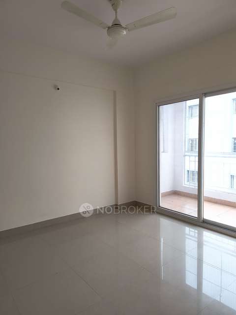 2 BHK Flat In Innovative Aspen Woods For Sale  In Hulimavu