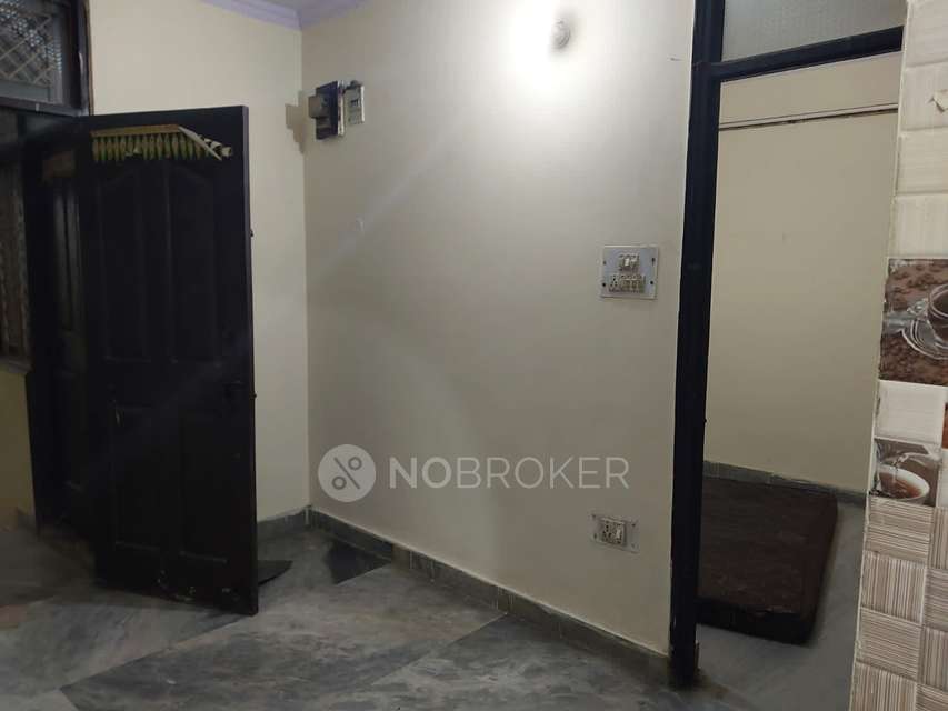 1 BHK House for Rent  In West Vinod Nagar, New Delhi