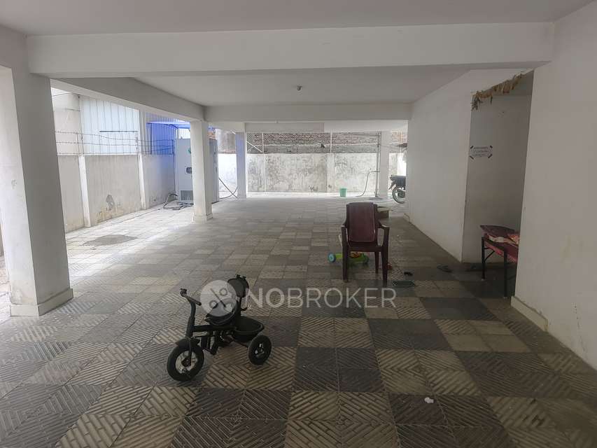 4+ BHK Flat In Standalone Building  For Sale  In Kothaguda