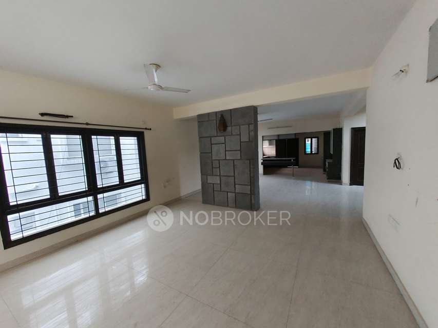 4+ BHK Flat In Standalone Building  For Sale  In Kothaguda