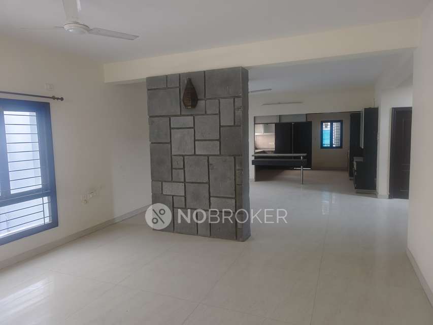 4+ BHK Flat In Standalone Building  For Sale  In Kothaguda