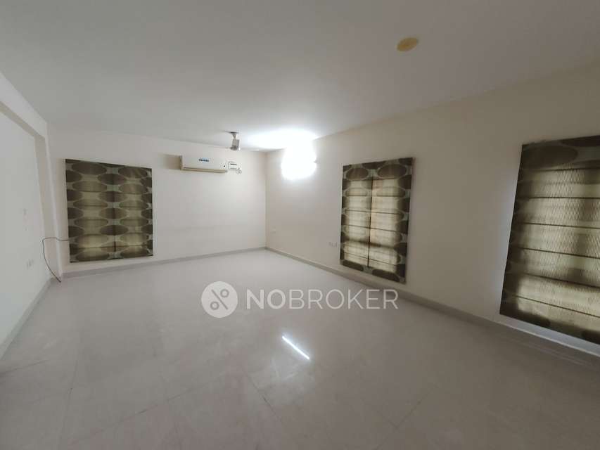 4+ BHK Flat In Standalone Building  For Sale  In Kothaguda
