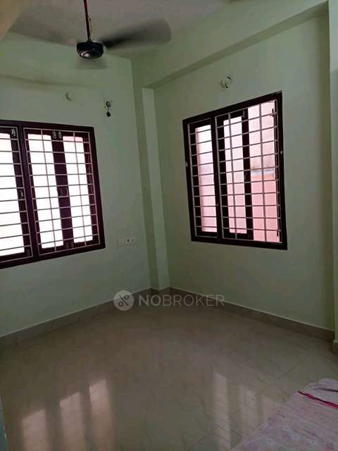 2 BHK Flat In Arya Gowda Road  For Sale  In Arya Gowda Road