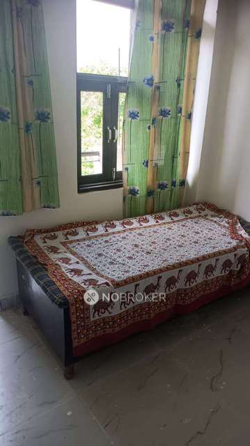 PG for Girls in Sector 61