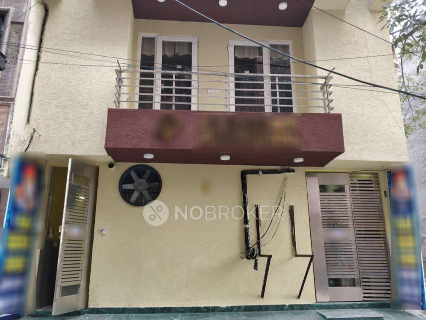 PG for Boys in Rohini