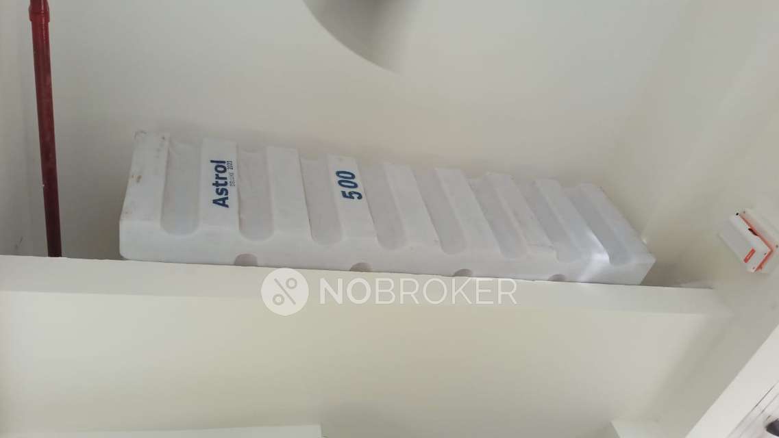 1 BHK Flat In Mhada Complex for Rent  In Goregaon West