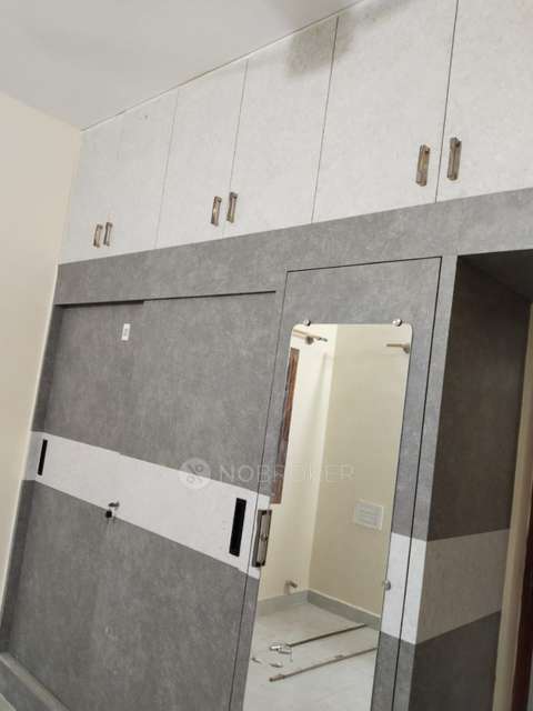 4+ BHK House For Sale  In Medahalli