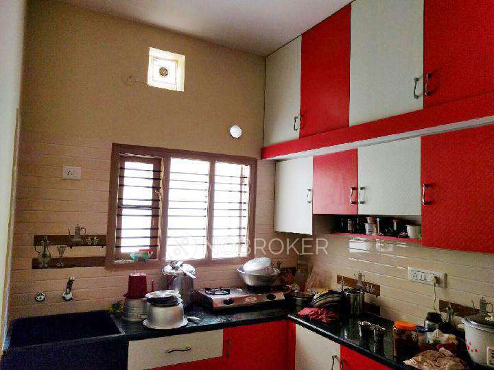4+ BHK House For Sale  In Medahalli