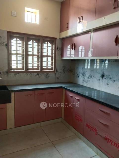 4+ BHK House For Sale  In Medahalli