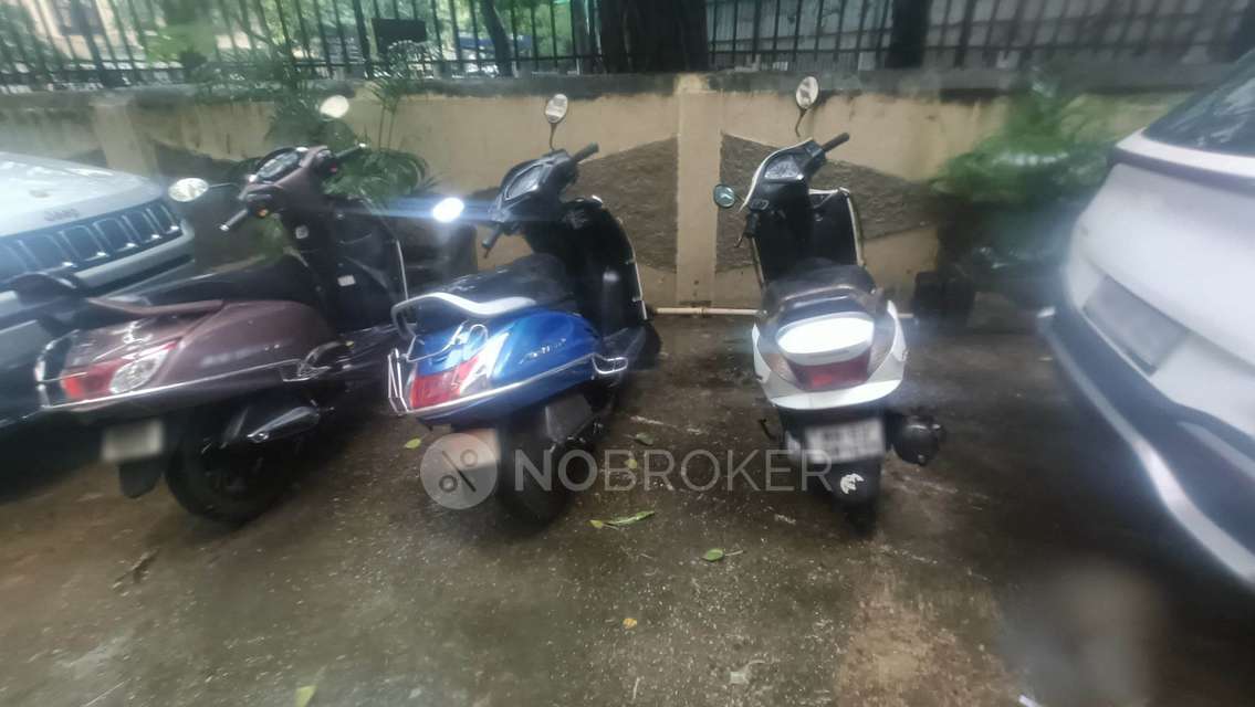 1 BHK Flat In Shree Krishna Darshan For Sale  In Mulund East