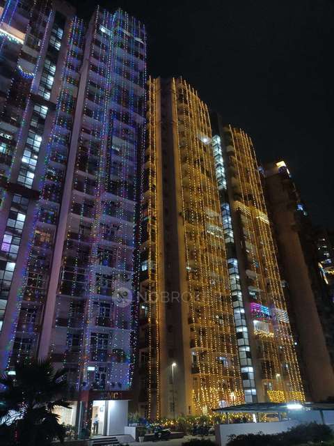 2 BHK Flat In Supertech Capetown For Sale  In Sector 74