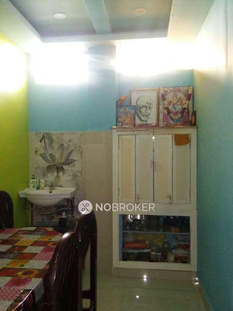 2 BHK Flat In Padmavathi Apartment  For Sale  In  Padmarao Nagar