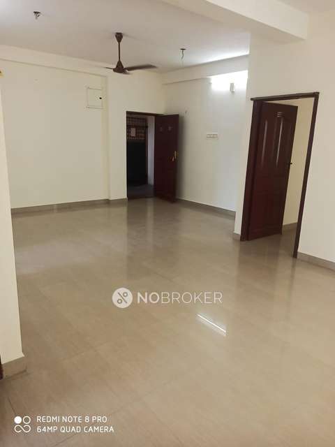 2 BHK Flat In G.c.c Diamond Abode For Sale  In Oggiyamduraipakkam