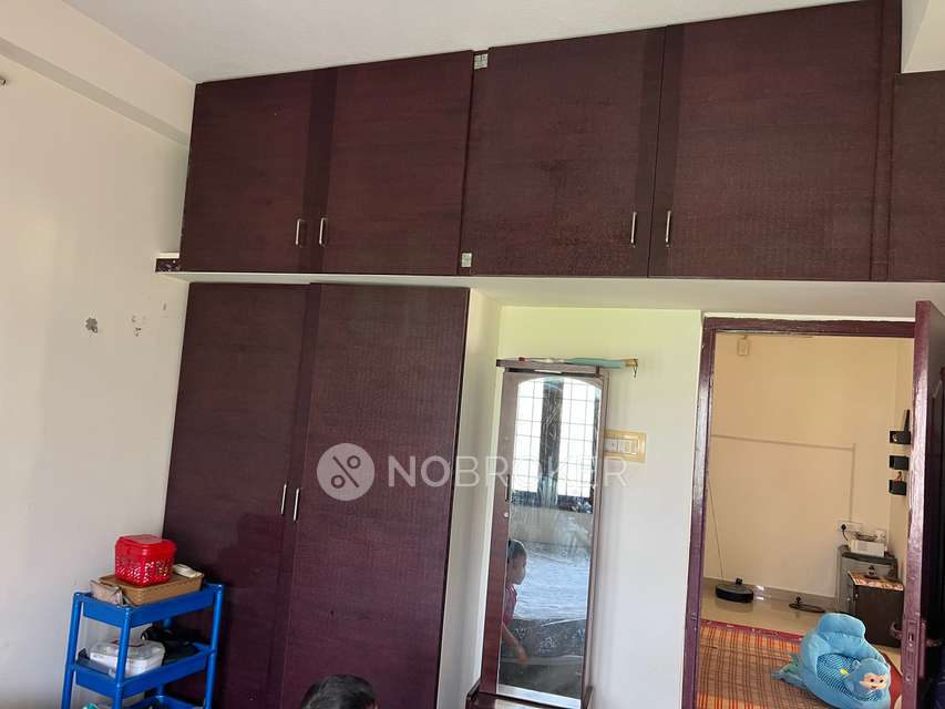 2 BHK Flat In G.c.c Diamond Abode For Sale  In Oggiyamduraipakkam