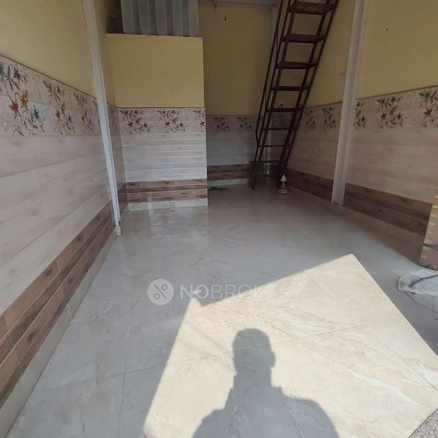 Commercial Property in Bhandup East, Mumbai for Rent