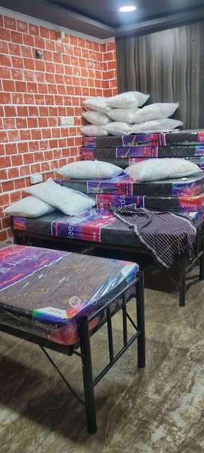 PG for Girls in Karapakkam