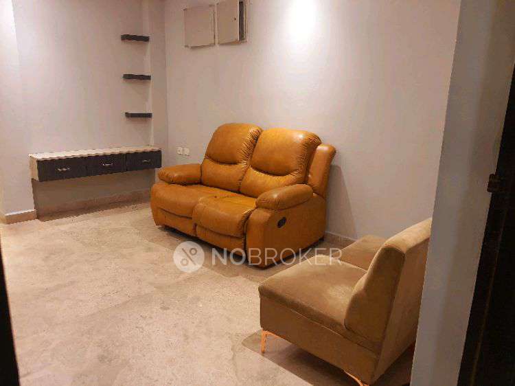 Single Room for Female In 3 BHK  In Aditya Empress Towers In  Toli Chowki