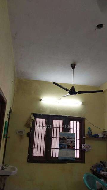 2 BHK Flat In Anugraha Apartment For Sale  In , Madanapuram