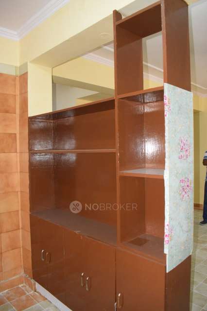 3 BHK Flat In  Supreme Enclave For Sale  In Mayur Vihar