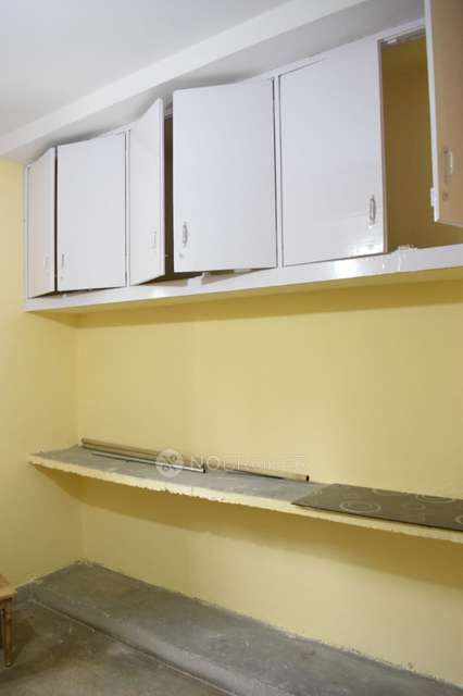 3 BHK Flat In  Supreme Enclave For Sale  In Mayur Vihar