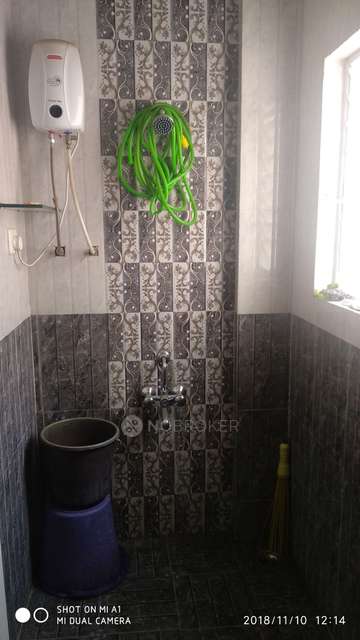 1 BHK Flat In Flat In Registered Society For Sale  In Manohar Nagar