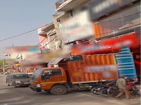 Showroom in  Sultanpuri, , Delhi for Rent 