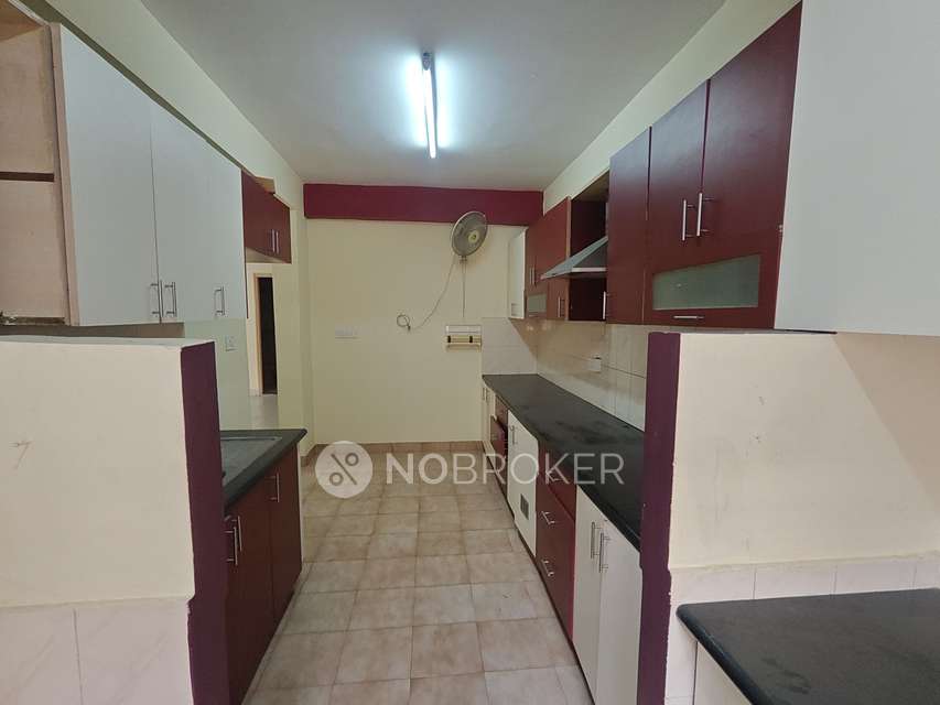 2 BHK Flat In Srinivasa Sai Poorna Heights For Sale  In Hsr Layout