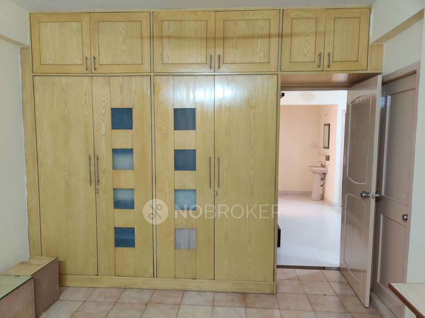 2 BHK Flat In Srinivasa Sai Poorna Heights For Sale  In Hsr Layout