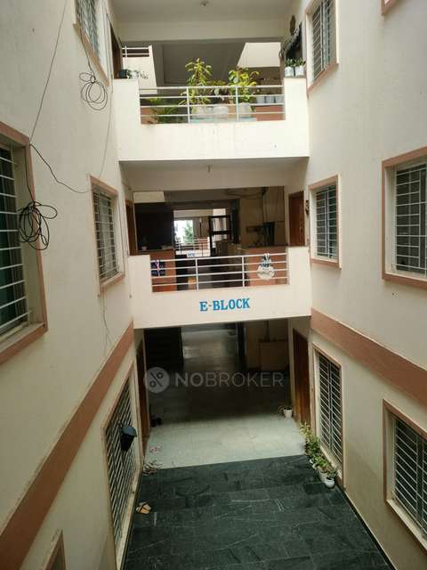 2 BHK Flat In Srinivasa Sai Poorna Heights For Sale  In Hsr Layout
