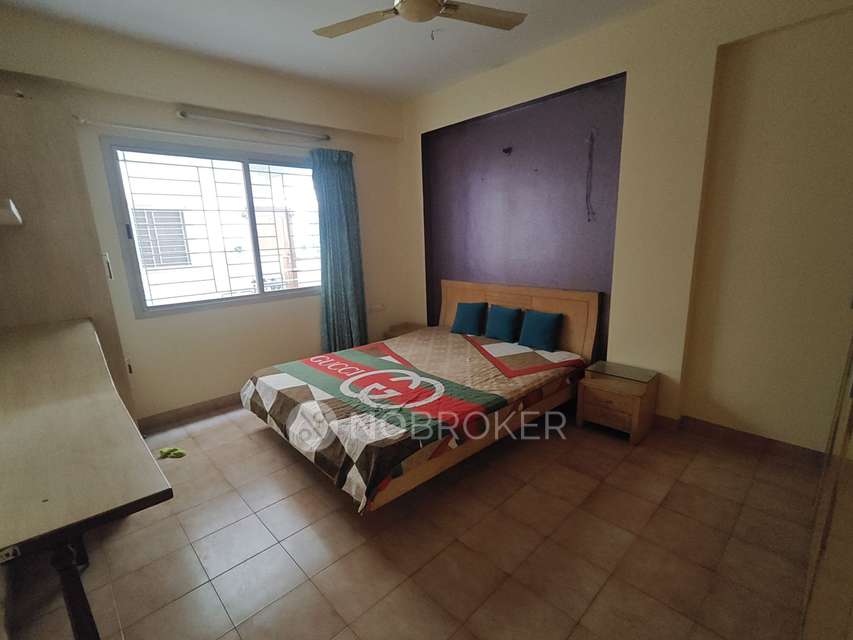 2 BHK Flat In Srinivasa Sai Poorna Heights For Sale  In Hsr Layout