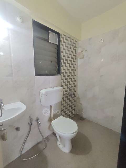 2 BHK Flat In Hubtown Greenwoods For Sale  In Thane West