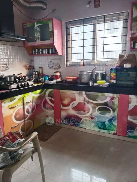 2 BHK Flat In Paramount Silicon Ridge For Sale  In Kothapet