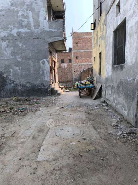 Plot For Sale  In Palla