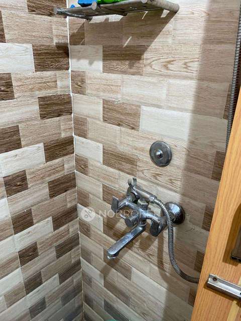 2 BHK Flat In Gayatri Residency For Sale  In Amberpet