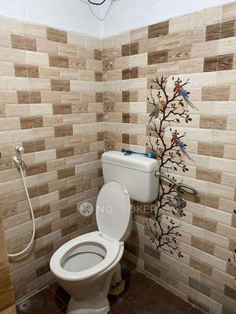 2 BHK Flat In Gayatri Residency For Sale  In Amberpet