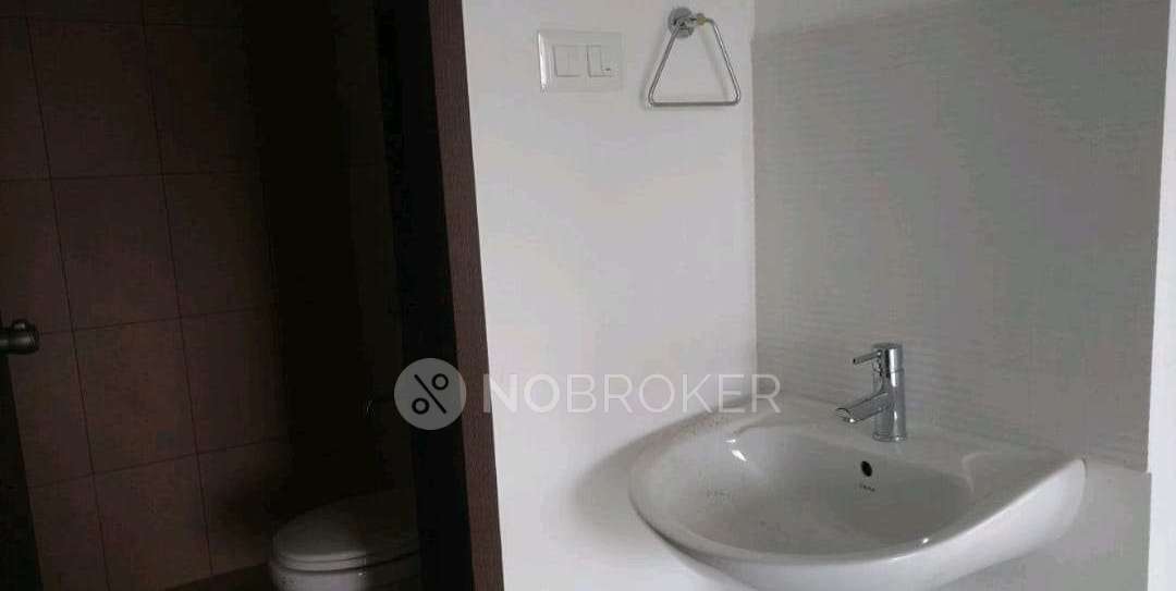 2 BHK Flat In Pride World City Kingsbury,  Charholi Budruk, Pune For Sale  In  Charholi Budruk, Pune