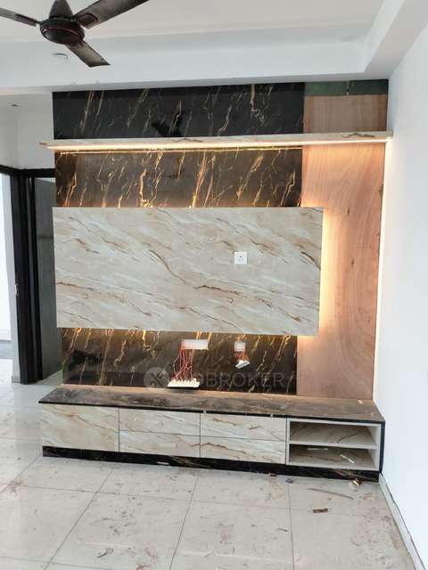 3 BHK Flat In Nirala Estate Phase 3 for Rent  In Patwari