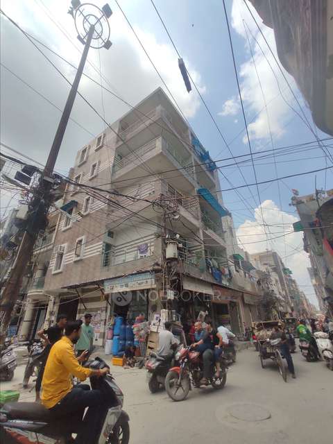 2 BHK Flat For Sale  In Uttam Nagar