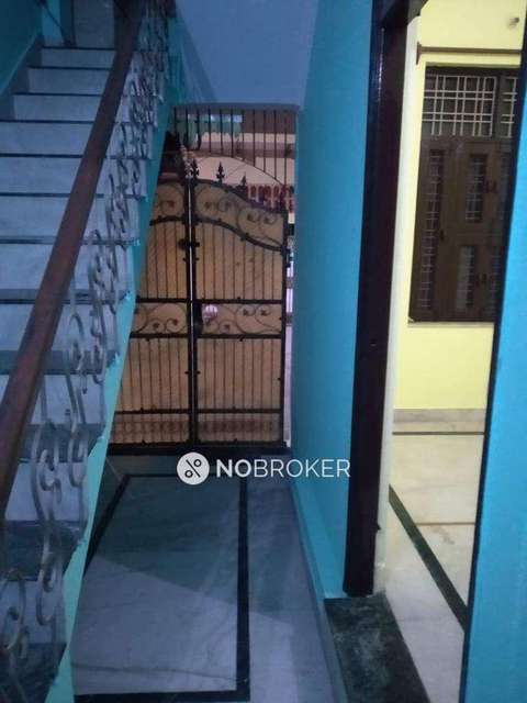 2 BHK Flat In Standalone Building  For Sale  In Palam Vihar