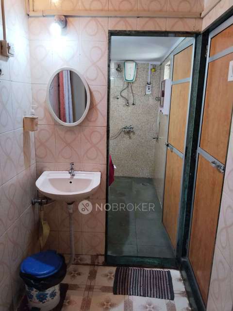 2 BHK Flat In Shreerang Society For Sale  In   Thane West