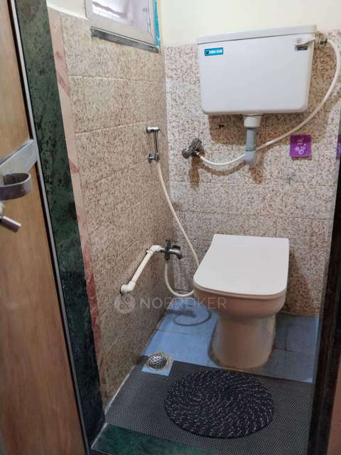 2 BHK Flat In Shreerang Society For Sale  In   Thane West